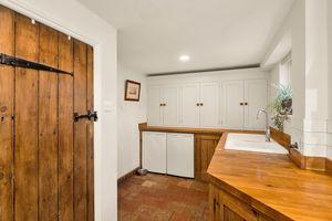 Photo 28- click for photo gallery